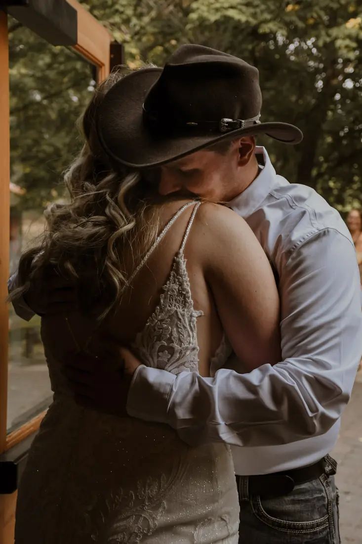 Weddings — frame 1 of 17, Sarah N. Smith Photography