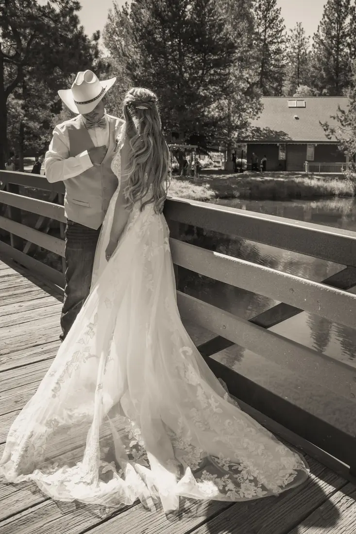 Weddings — frame 3 of 17, Sarah N. Smith Photography